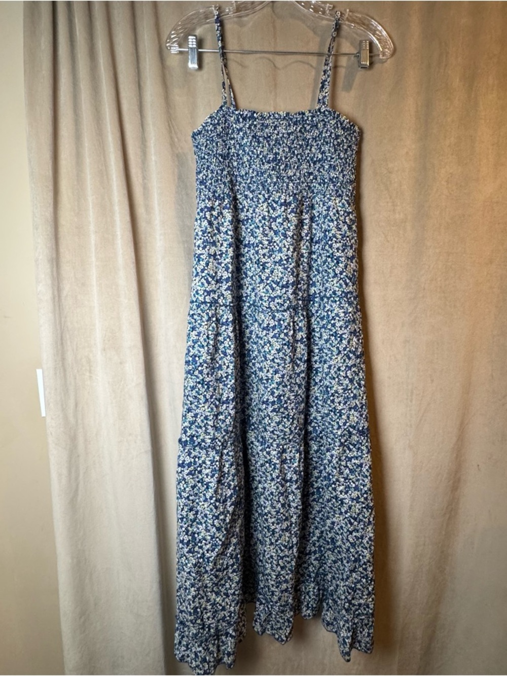 Uniqlo Blue Floral Smocked Maxi Dress with Spaghetti Straps Tiered Small Cottage
